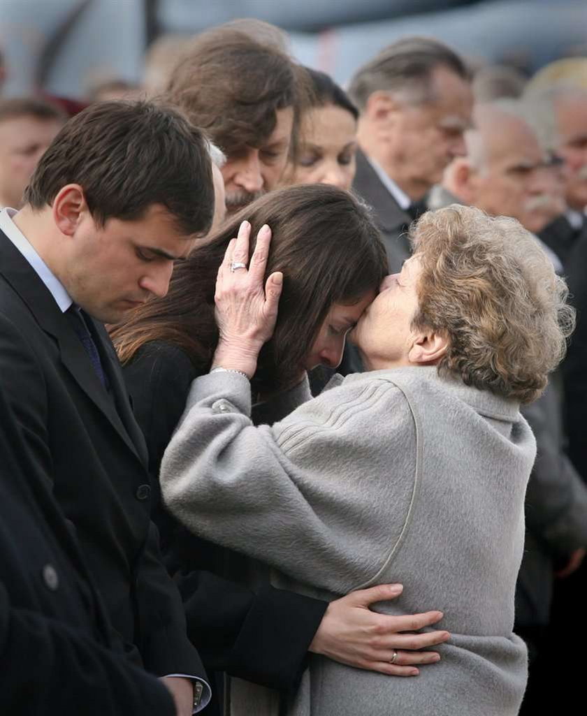 Maria Kaczyńska, śmierć, przylot, trumna, ceremonia, wystawienie, katastrofa, samolot, Smoleńsk