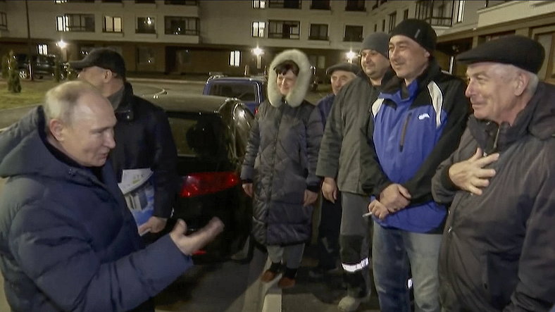 Ludzie, z którymi spotkał się w Mariupolu Władimir Putin