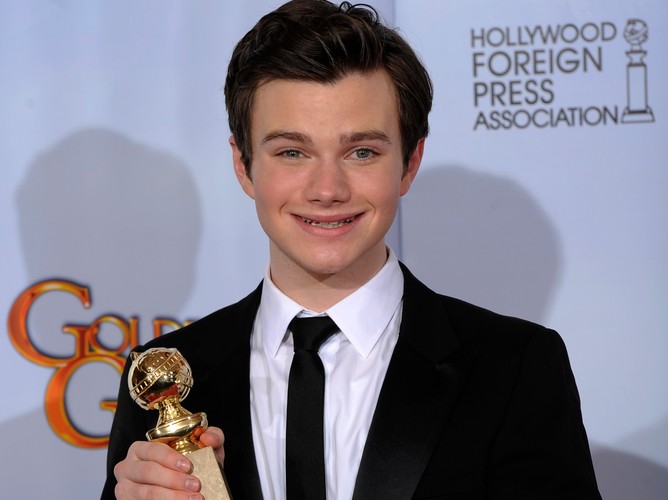 NAJLEPSZY AKTOR DRUGOPLANOWY W SERIALU, MINISERIALU LUB FILMIE TELEWIZYJNYM: Chris Colfer za rolę w 'Glee'