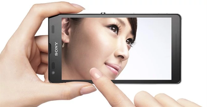 Sony Xperia UL z 2013 roku