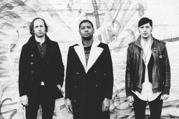 Najlepsze płyty 2015: Między psychodelią a synthpopem