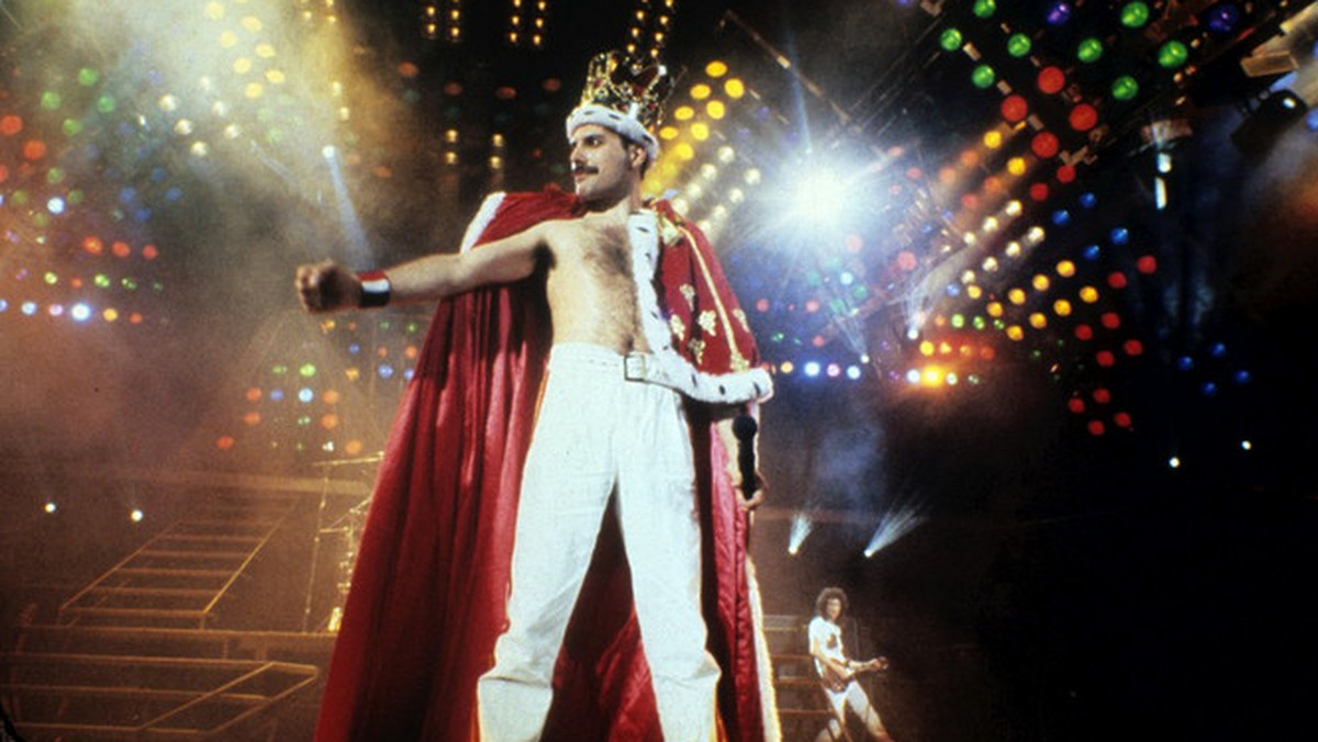 Nowy cover wielkiego hitu zespołu Queen, "We Are The Champions" w wykonaniu dzieciaków z całego świata robi furorę w sieci! A wszystko z okazji premiery filmu "Bohemian Rhapsody". Sami zobaczcie przeróbkę przeboju!