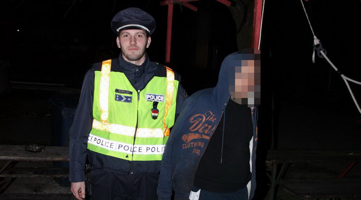 Elfogták az őrjöngő férfit /Fotó: police.hu