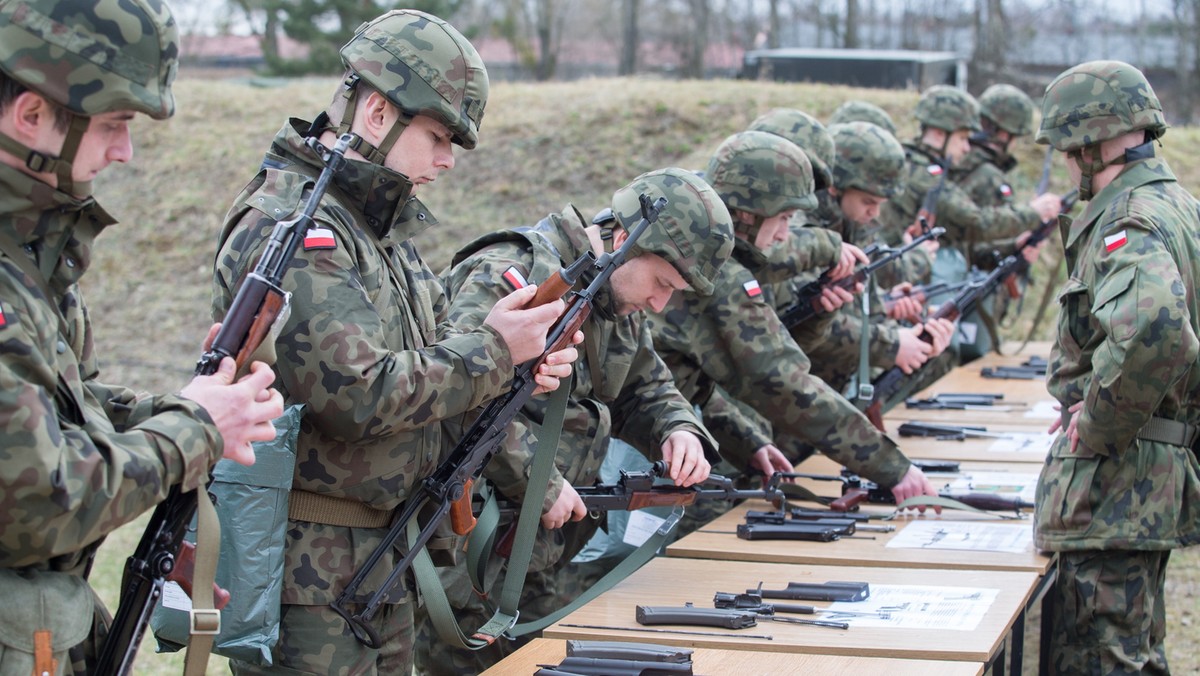 TARNOWSKIE GÓRY ARMIA WOJSKO ĆWICZENIA MOBILIZACYJNE (Rezerwiści podczas ćwiczeń)