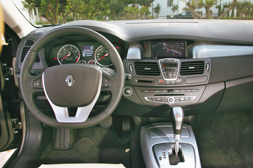 Renault Laguna - Dwie twarze Laguny Coupé