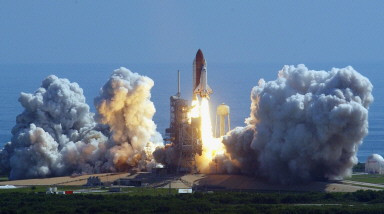 US-SPACE SHUTTLE-LAUNCH WIDE