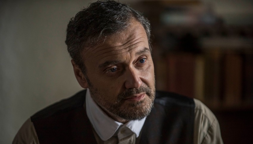 Nikola Ristanovski igra Arčibalda Rajsa u seriji "Senke nad Balkanom"