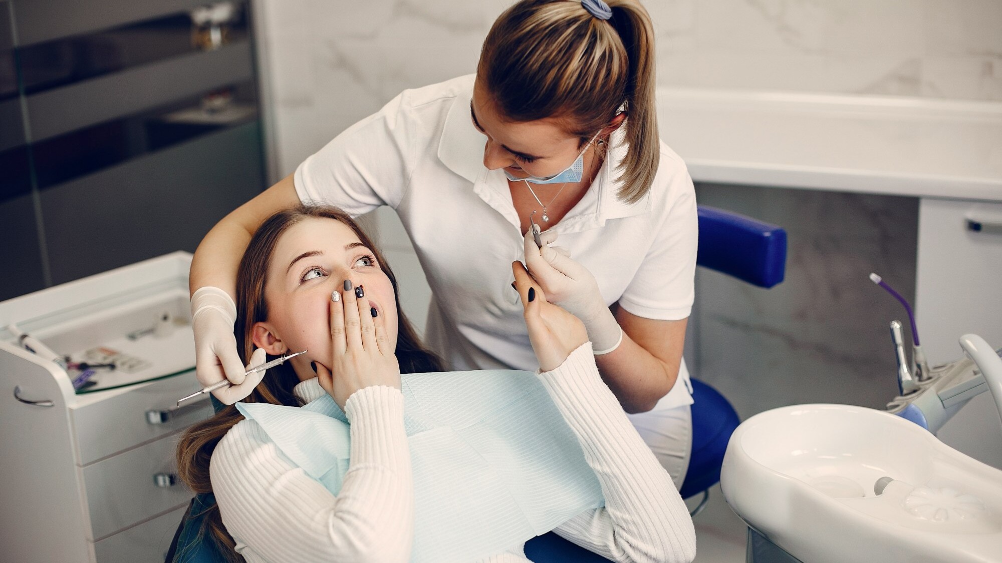 Urgențe stomatologice Suceava – Ridere Dental Clinic extinde serviciile rapide pentru pacienții cu probleme acute