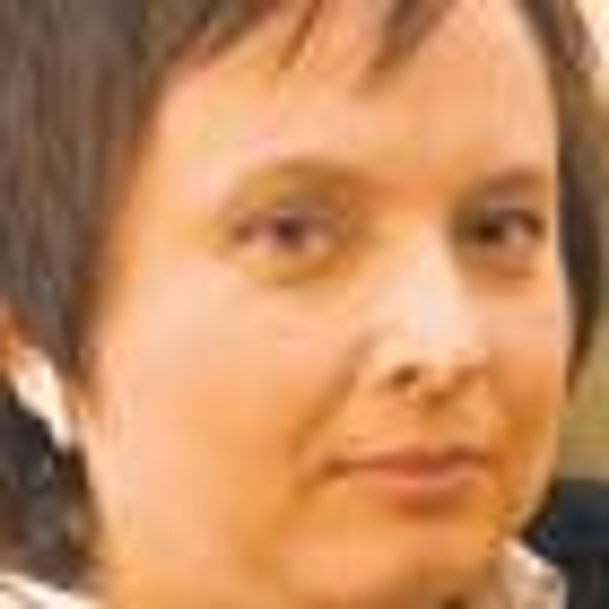 Podstawą do przyznania prawa do emerytur pomostowych będą wyłącznie kryteria medyczne określone przez ekspertów medycyny pracy - stwierdziła wczoraj Katarzyna Hall, minister edukacji narodowej.