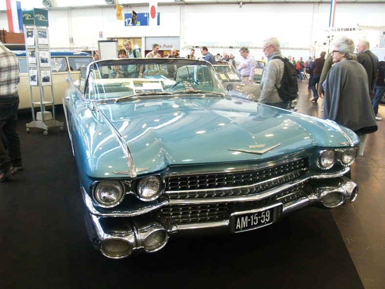 Techno Classica 2011: 2500 oldtimerów i 200 tys. zwiedzających