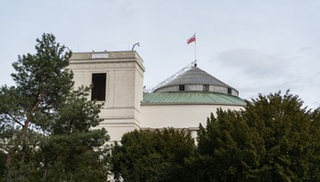Sejm odrzucił zmiany w prawie autorskim – umowy dalej tylko na papierze. Prawnik nie kryje rozczarowania