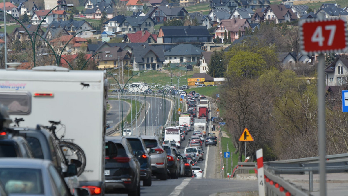 Powroty z długiego weekendu. Duże korki na zakopiance