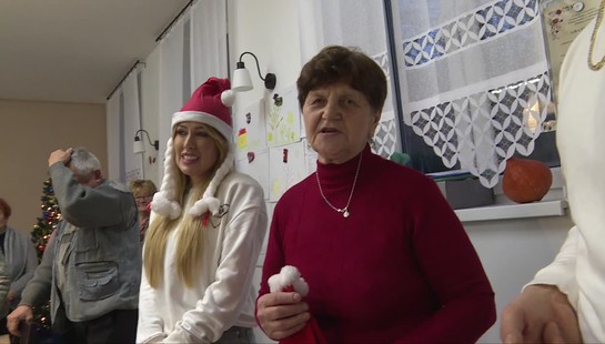 Sylwia Peretti pomaga potrzebującym seniorom. „Wylewam tysiące łez”