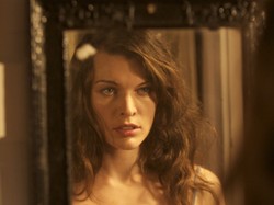 Kolejna gwiazda wraca między zombie