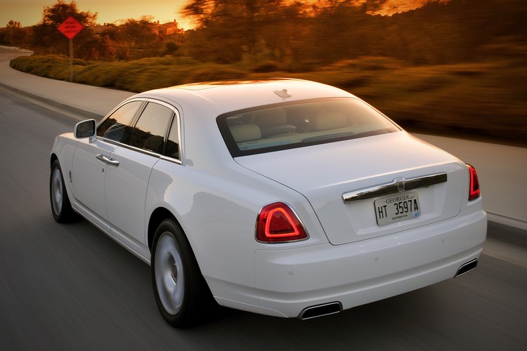Rolls-Royce Ghost Fot. Rolls-Royce