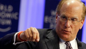 Chairman and Chief Executive of BlackRock Laurence Fink speaks during a session at the World Economic Forum (WEF) in Davos January 25, 2014.REUTERS/Ruben Sprich