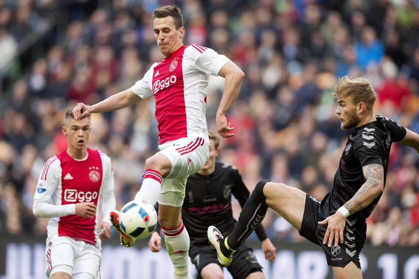 Ajax Amsterdam nie zdołał utrzymać prowadzenia w lidze. PSV Eindhoven mistrzem Holandii