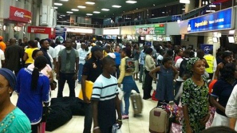 Passengers stranded at Lagos Airport (PM News)