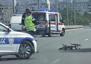 Poginuo biciklista na ulasku na Novi Beograd sa autoputa Miloš Veliki