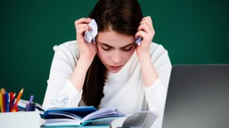 "Ch" czy "H"? Trudny quiz z ortografii. 25/25 tylko dla najlepszych