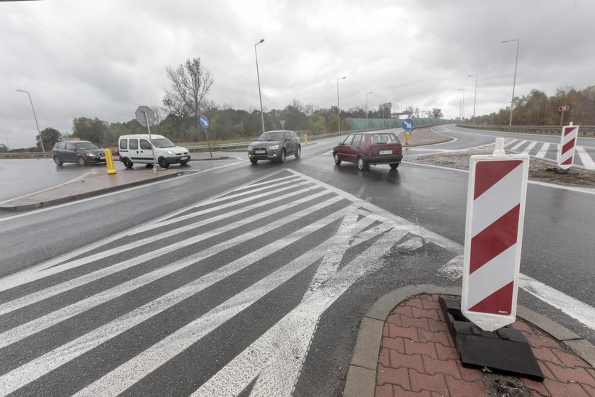 Siewierz skrzyżowanie DK 78 z drogą 793