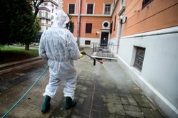 Szpitale w Lombardii w sytuacji krytycznej. "Wkrótce nie będzie miejsc do reanimacji"