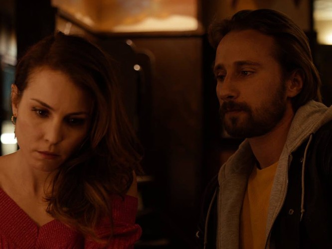 Noomi Rapace i Matthias Schoenaerts w filmie 'Brudny szmal'