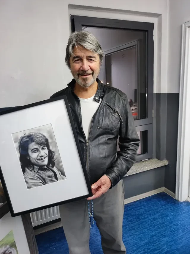 Taliansky spevák Drupi. 