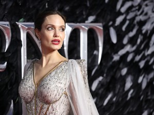 13 alkalom, amikor Angelina Jolie végzet asszonyának öltözött a vörös szőnyegen