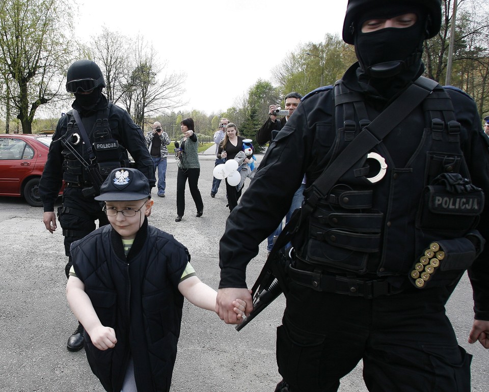 KATOWICE MAM MARZENIE ICHTIANDER DODA POLICJA