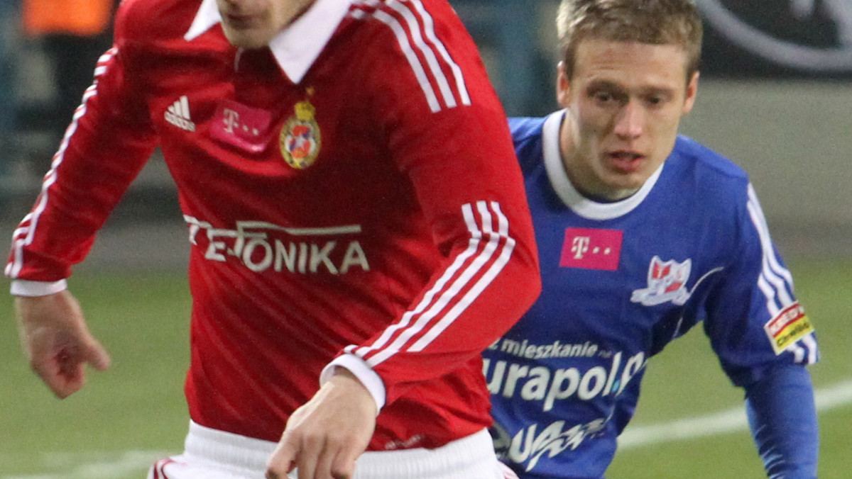 Wisła Kraków przegrała na własnym stadionie z Piastem Gliwice 1:2, chociaż prowadziła 1:0. Była to pierwsza porażka Białej Gwiazdy tej wiosny. Po meczu Marko Jovanović nie mógł uwierzyć, że jego drużyna dała sobie odebrać zwycięstwo.