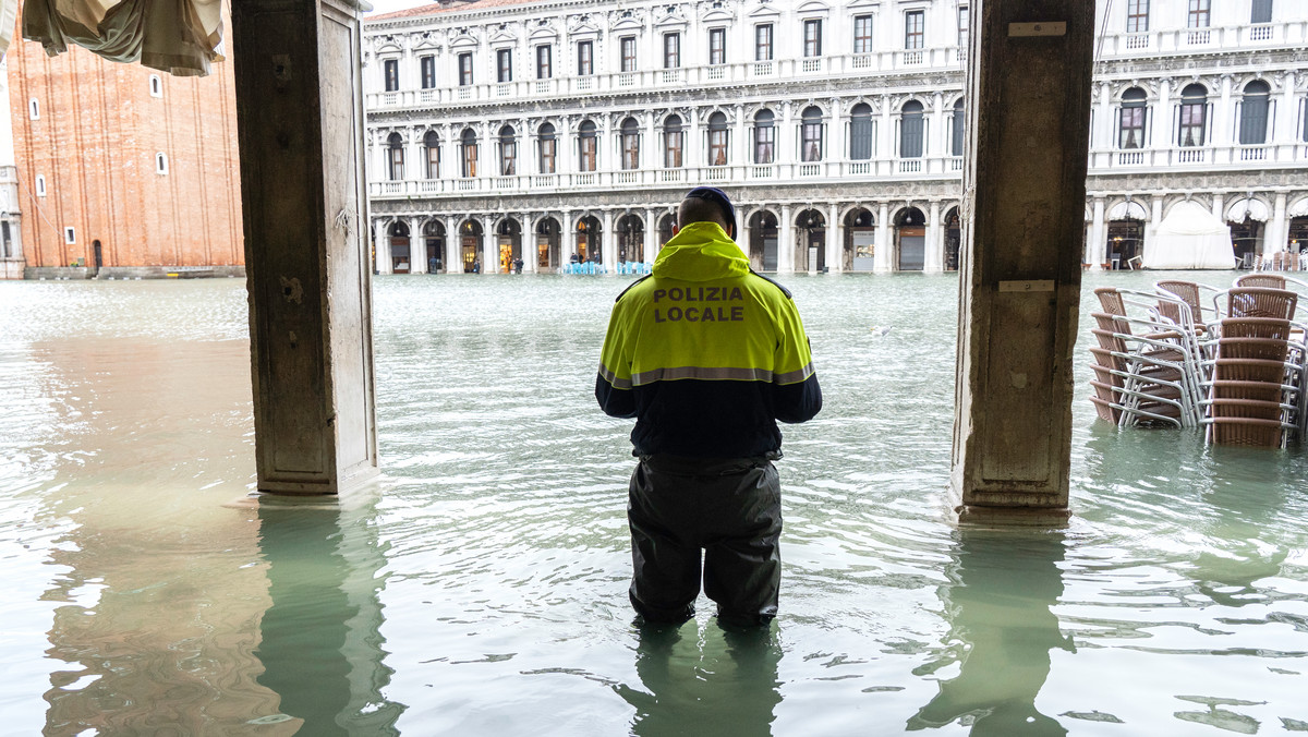 Powodzie w Wenecji. Dziś test tam, które miały działać już 10 lat temu