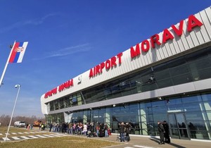 avion iz Soluna zbog nevremena nije mogao da sleti u Lađevce