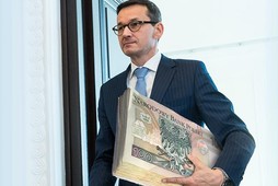 Mateusz Morawiecki pieniądze kasa podatki