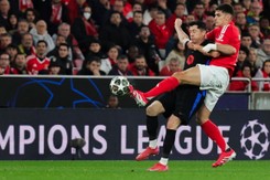 Barcelona wygrała w '10'. Lewandowski i Szczęsny bliżej awansu w Lidze Mistrzów