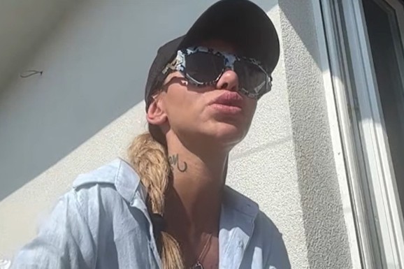 ANELI POKAZALA STAN U DUBROVNIKU, TU JE I NORA! Evo šta joj ćerka non-stop govori - otvoreno o suđenju s Asminom: "Stanija je budaletina" (VIDEO)