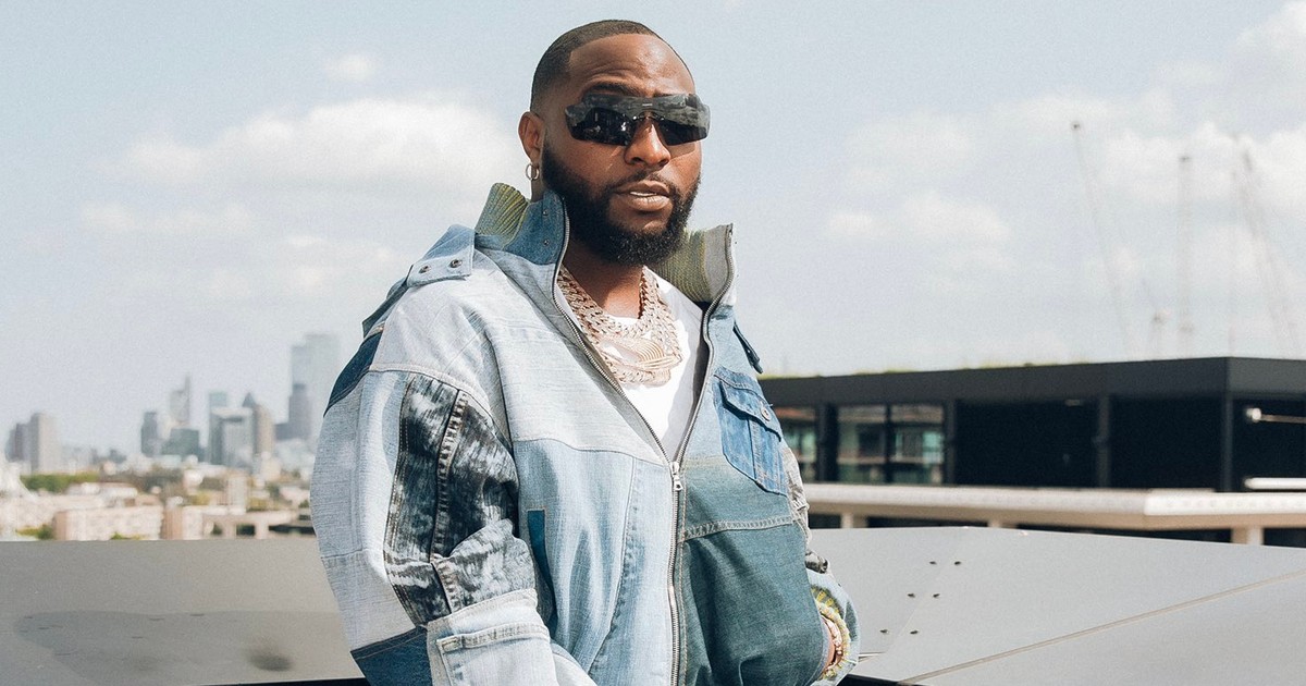 Davido apologises to Warri fans over no show at concert - Vimarsana News