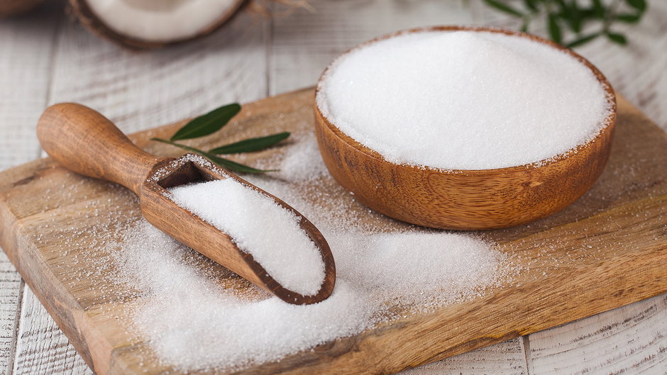 Alluloza to niskokaloryczny cukier prosty, który jest bardzo popularny w USA