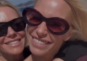 Nataša i Kristina Bekvalac