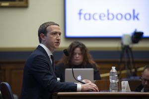 Hossa na Facebooku - mimo fake newsów, prywatności i praktyk monopolistycznych