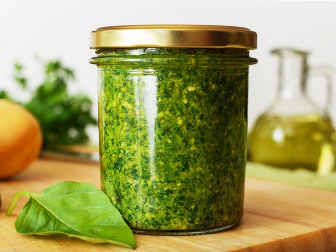Domaći pesto sos od sremuša