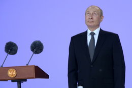 Kurs rubla spada. Moskwa wpuściła sojuszników na rynek obligacji