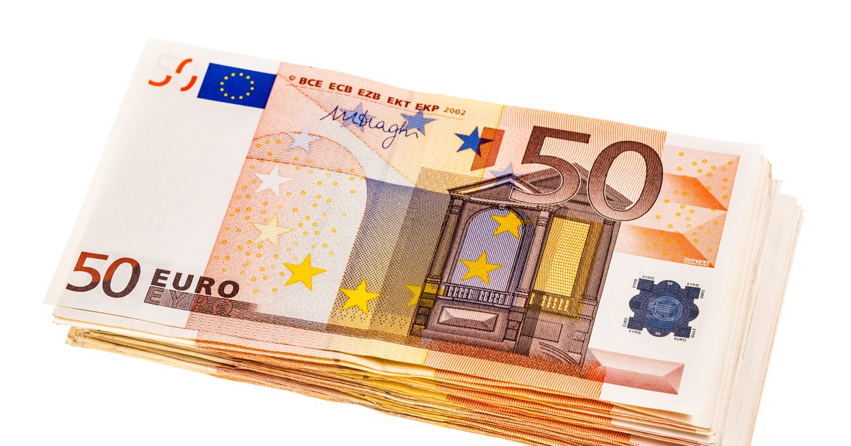 Kurs euro (EUR/PLN) 21 sierpnia 2025. Aktualne notowanie