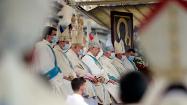 Polscy biskupi wezwani do Watykanu. Diecezje przekazały nuncjaturze specjalne raporty