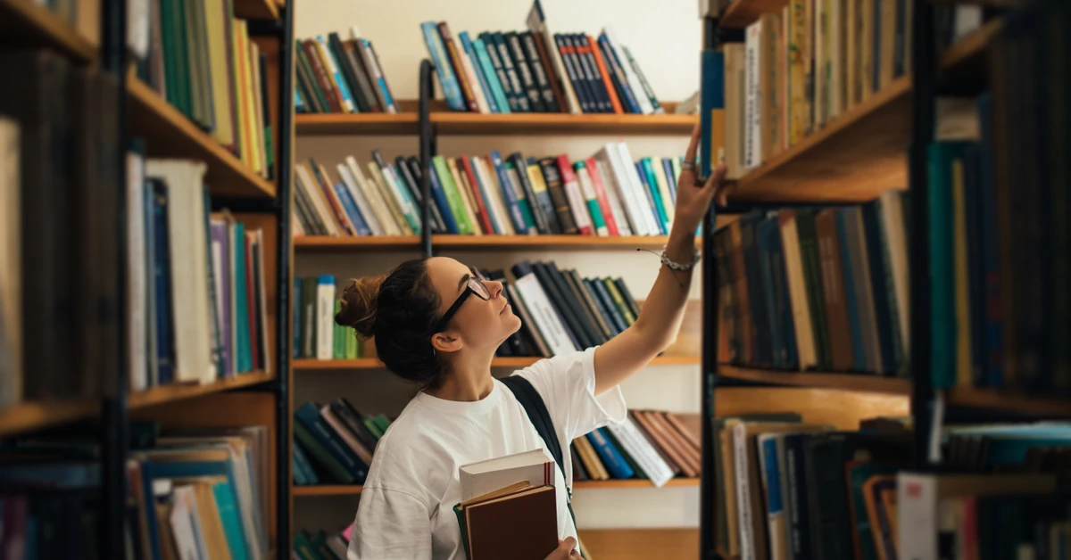 Lista lektur szkolnych się zmieni? MEN rozwiewa wątpliwości