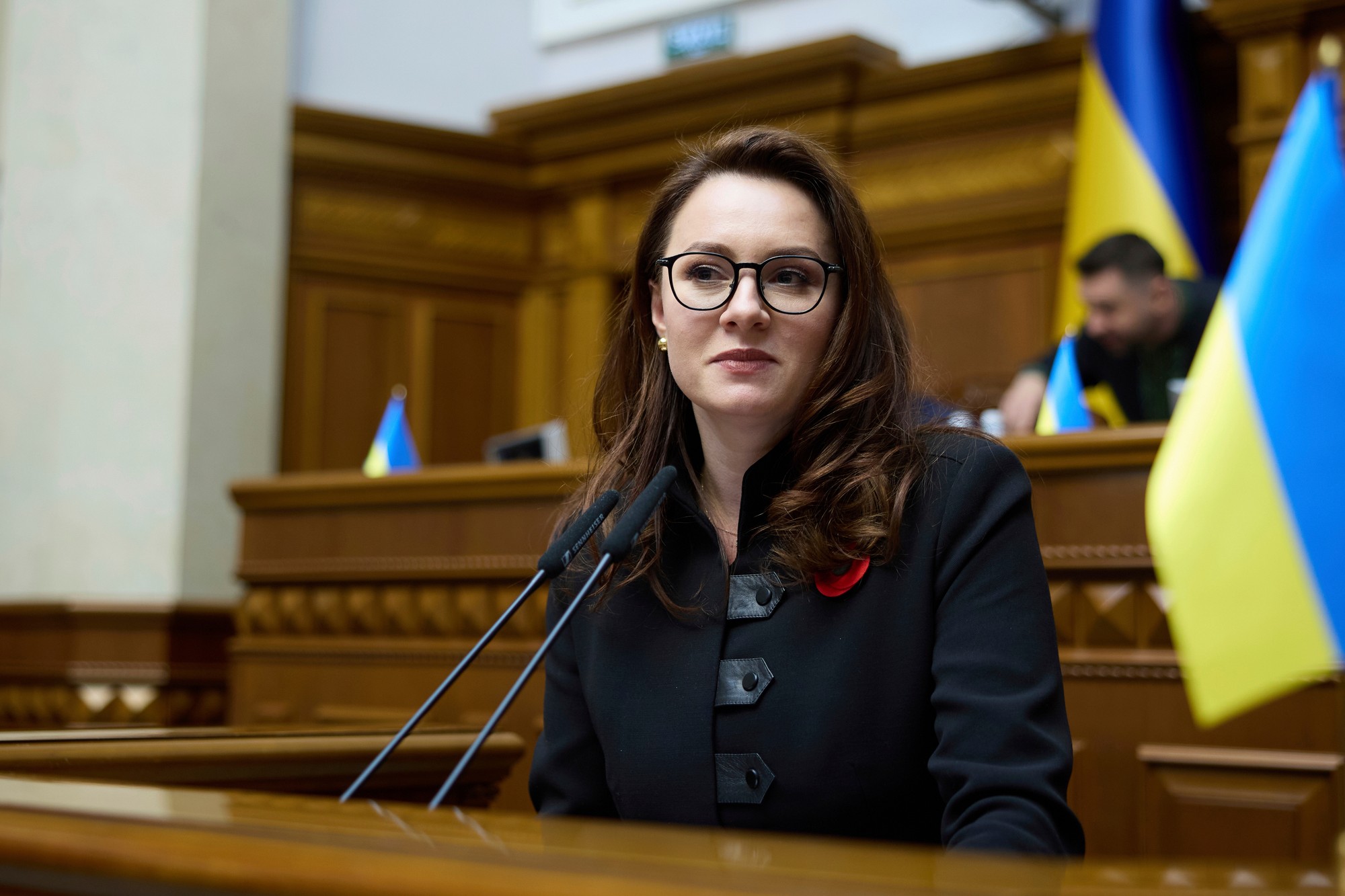 Parlament schválil novú premiérku Juliju Svyrydenkovú.