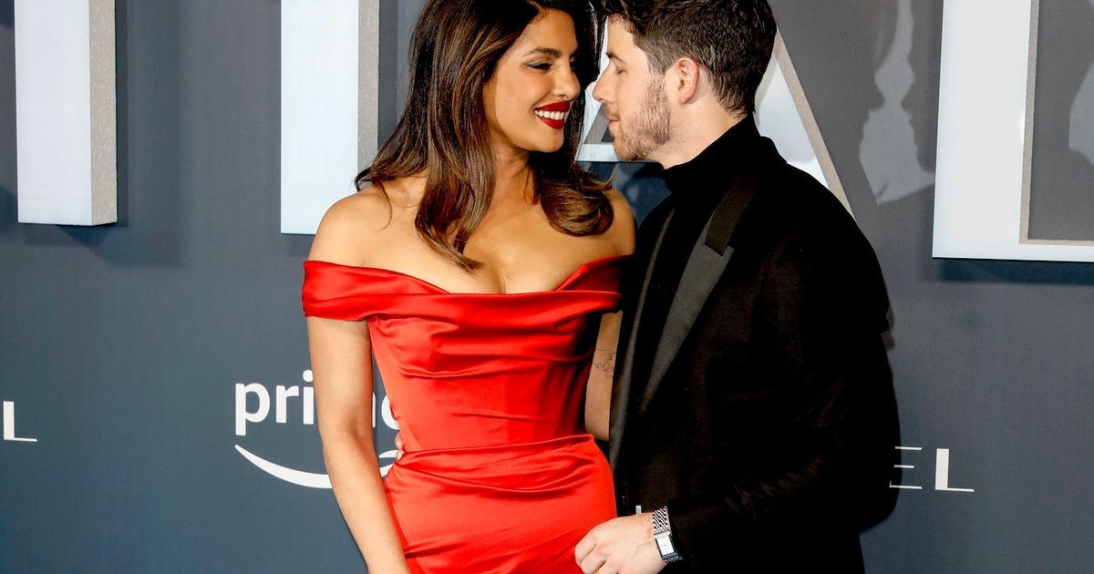 nick jonas red dress line Nick Jonas Red Dress Moments from The Tour