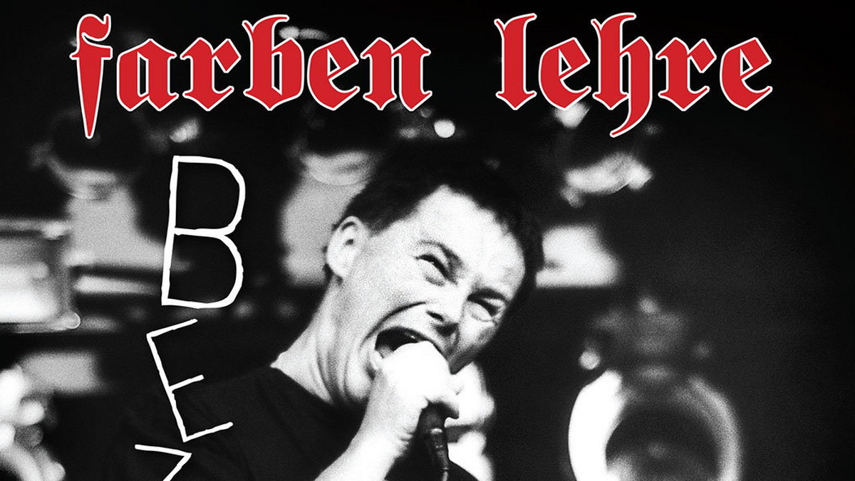 Istniejący od 1986 roku punkowy zespół Farben Lehre doczekał się swojej oficjalnej biografii. Książka trafiła na sklepowe półki 8 kwietnia, a w najbliższych dniach fani będą mogli spotkać swój ulubiony zespół na żywo, w ramach ich trasy promującej wydawnictwo.