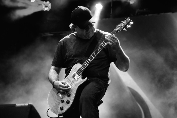 Clutch / fot. Maciek Suchorabski