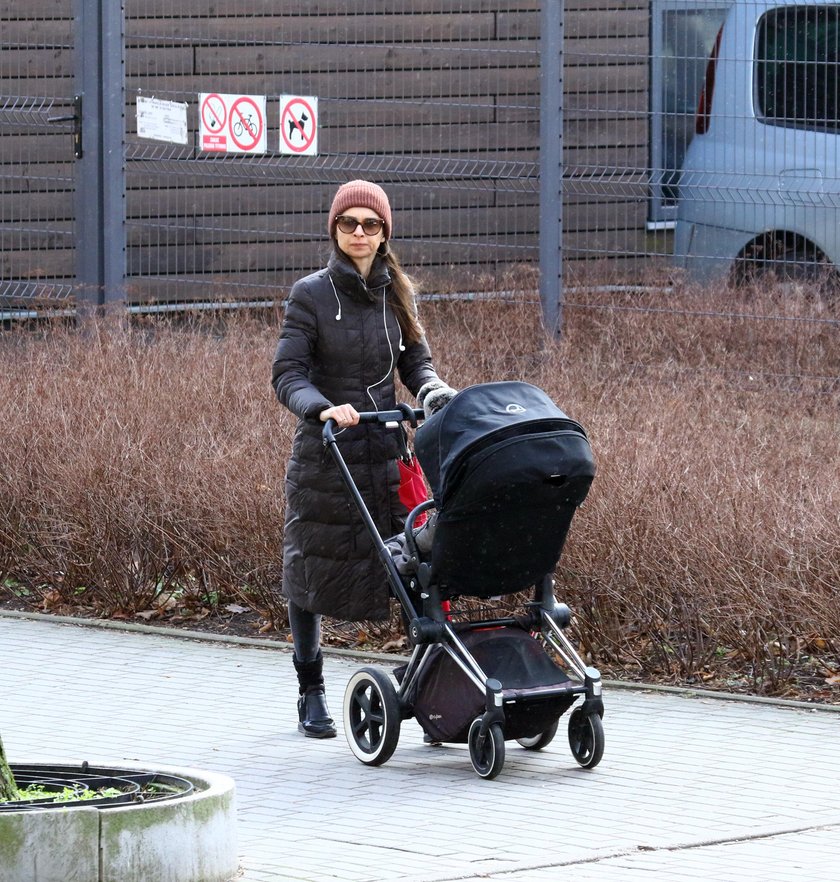 Marta Kaczyńska na spacerze